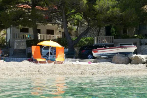 Apartments by the sea Brela, Makarska - 11821